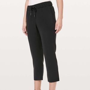 Lululemon On the Fly Black Crop Pants